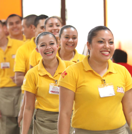 Personal de Pollo Campestre: la empresa cree que su éxito se debe al personal (Foto cortesía de Avícola Campestre)