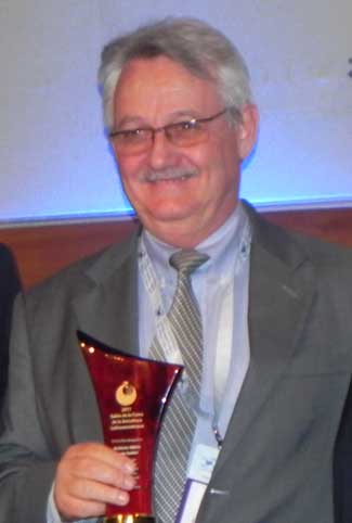 Dr. Mário Penz