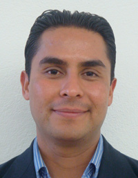 Aaron López